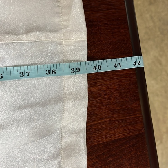 Valerie Stevens Womens Robe XL Cream Wide Sleeves Embroidery Pockets Belt Poly - Picture 11 of 12